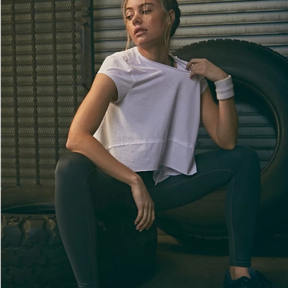 NWOT Tempo Short-Sleeve Tee by Fp  Movement - Picture 2 of 7